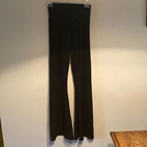 Offline by Aerie flared leggings black medium